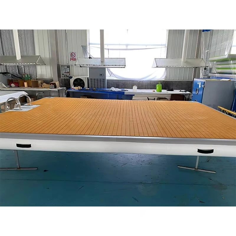 Beliebter Drop-Stitch-aufrollbarer aufblasbarer Yachtsteg schwimmender Jet-Ski-Dock Pontondeck aufblasbare Dockplattform zum Schwimmen