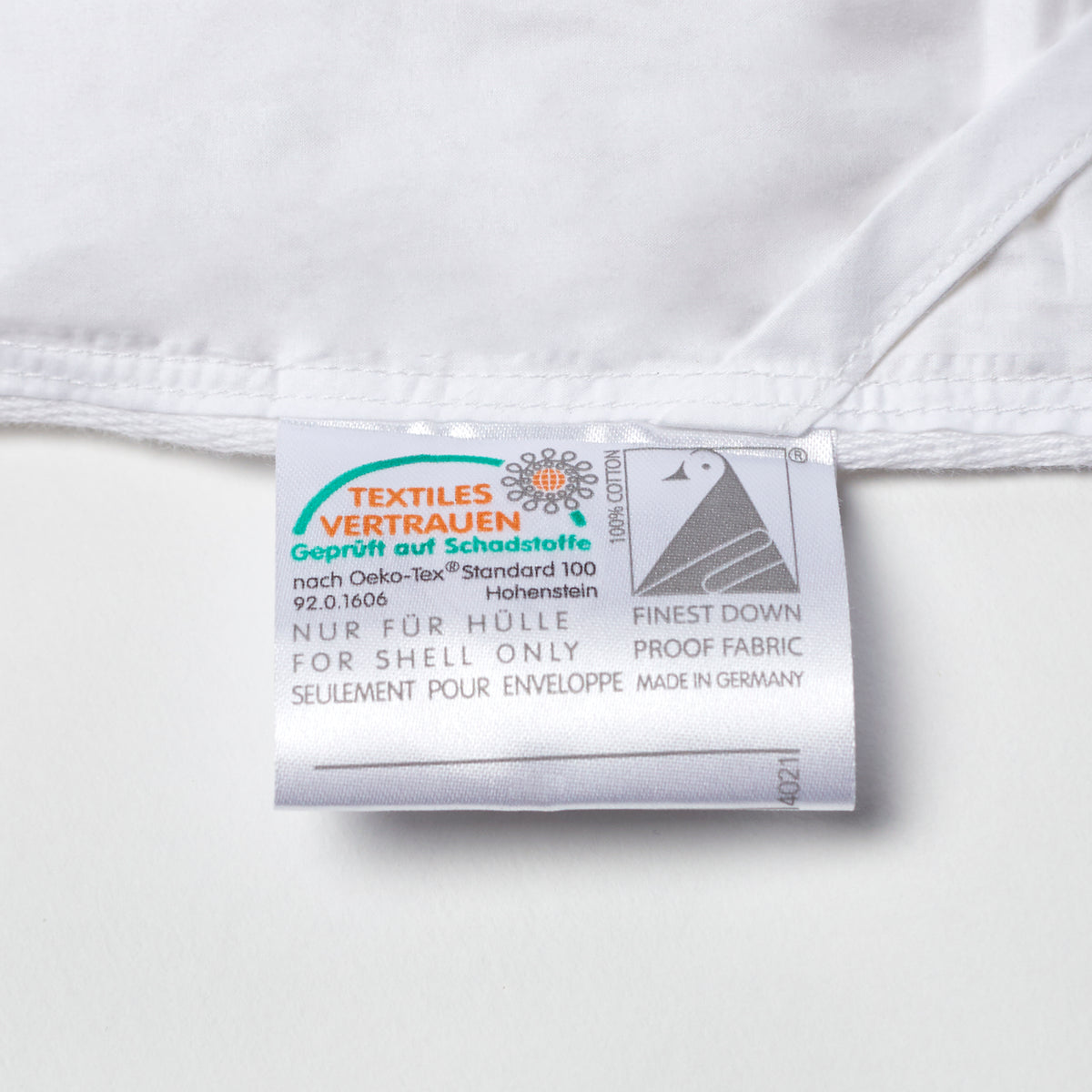 Batiste Komfortdaunendecke mit weißen Gänsedaunen